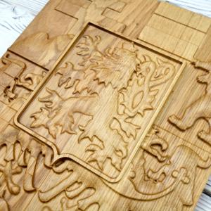 Middle Coat of Arms of the Czechoslovak Republic made of solid wood - Oak, natural, matt, height 30cm