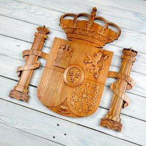 National emblem of Spain - Ash tree - tobacco stain - semi-gloss - height 50cm
