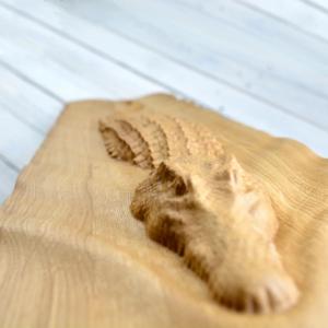 Swimming crocodile made of solid wood - Oak - natural - matte - length 90 cm