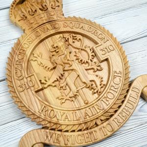 310. československá stíhací peruť RAF - Jasan - přírodní - matný - 40cm