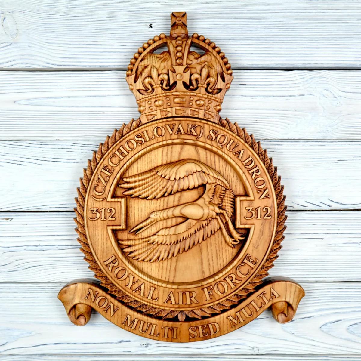 312. československá stíhací peruť RAF - Jasan - mořidlo Jatoba - matný - 40cm