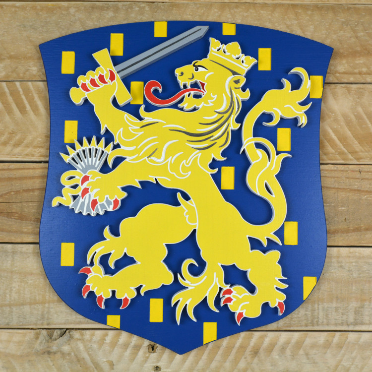 Layered small Coat of Arms of the Netherlands made of beech plywood, hand painted - height 30cm