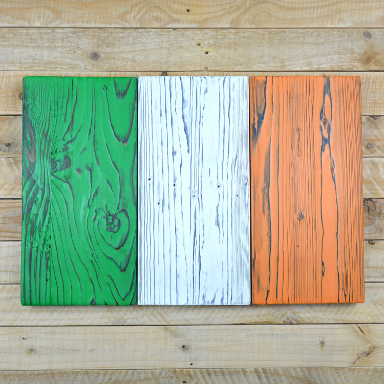 Irská vlajka ze starého dřeva
