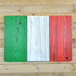 Italská vlajka ze starého dřeva