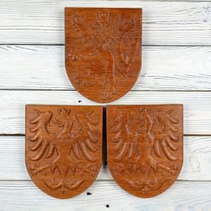 Unique set of Czech lion, Moravian and Silesian eagle from exotic wood Eucalyptus - natural oil and beeswax - height 18cm